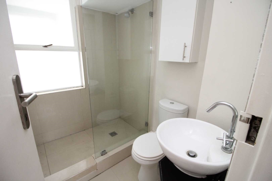 To Let 0 Bedroom Property for Rent in Sea Point Western Cape